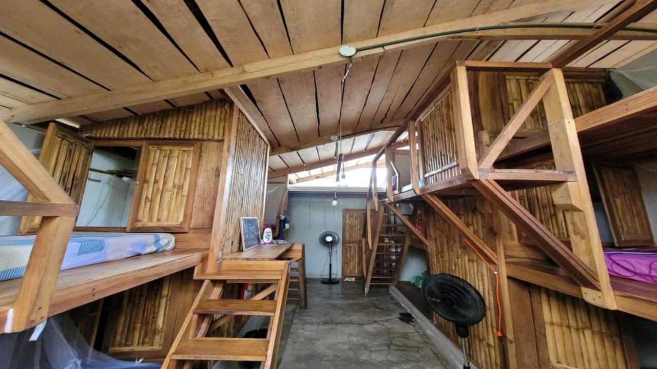Roots Family Hostel Puerto Viejo de Talamanca ภายนอก รูปภาพ