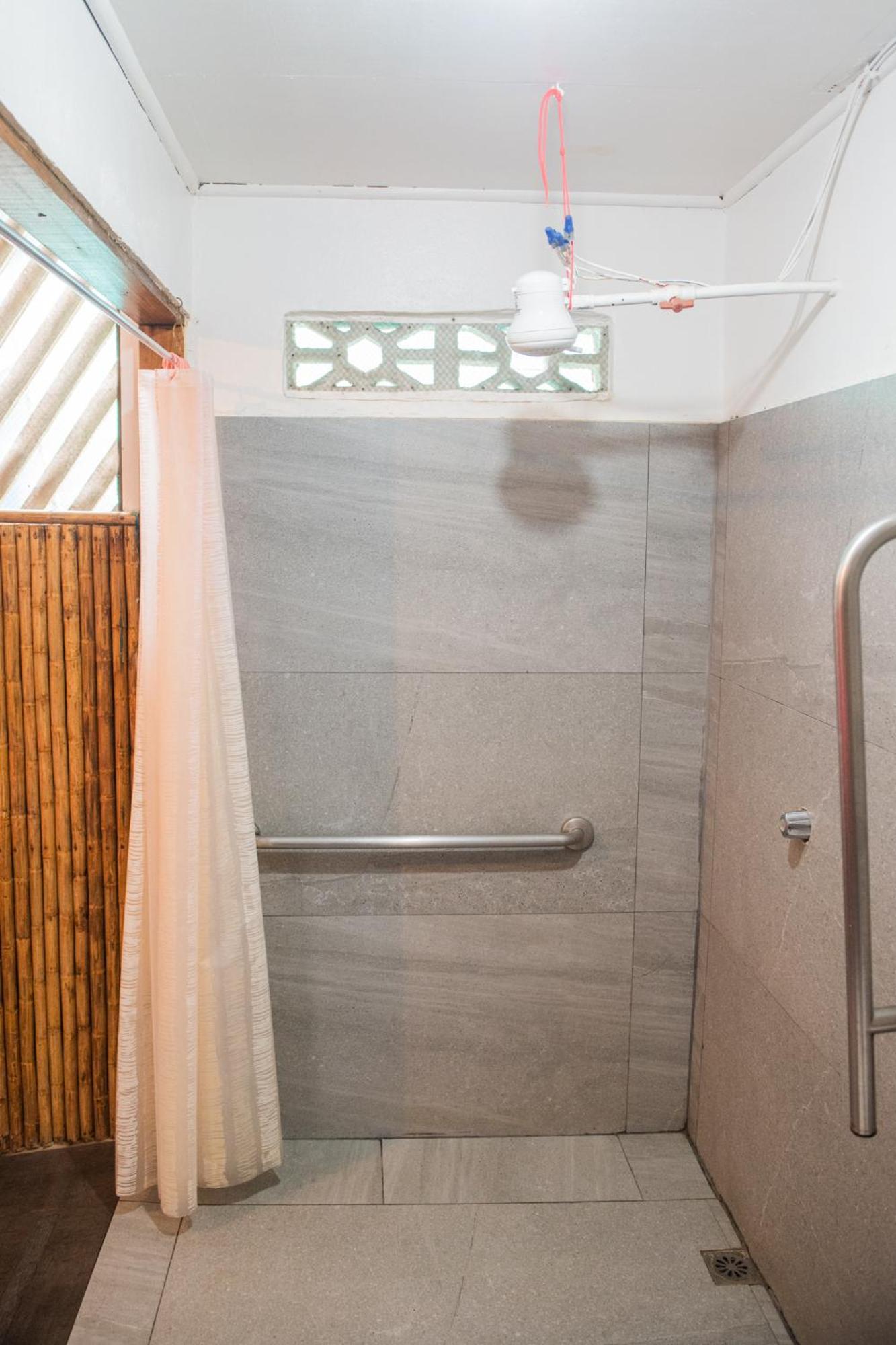 Roots Family Hostel Puerto Viejo de Talamanca ห้อง รูปภาพ